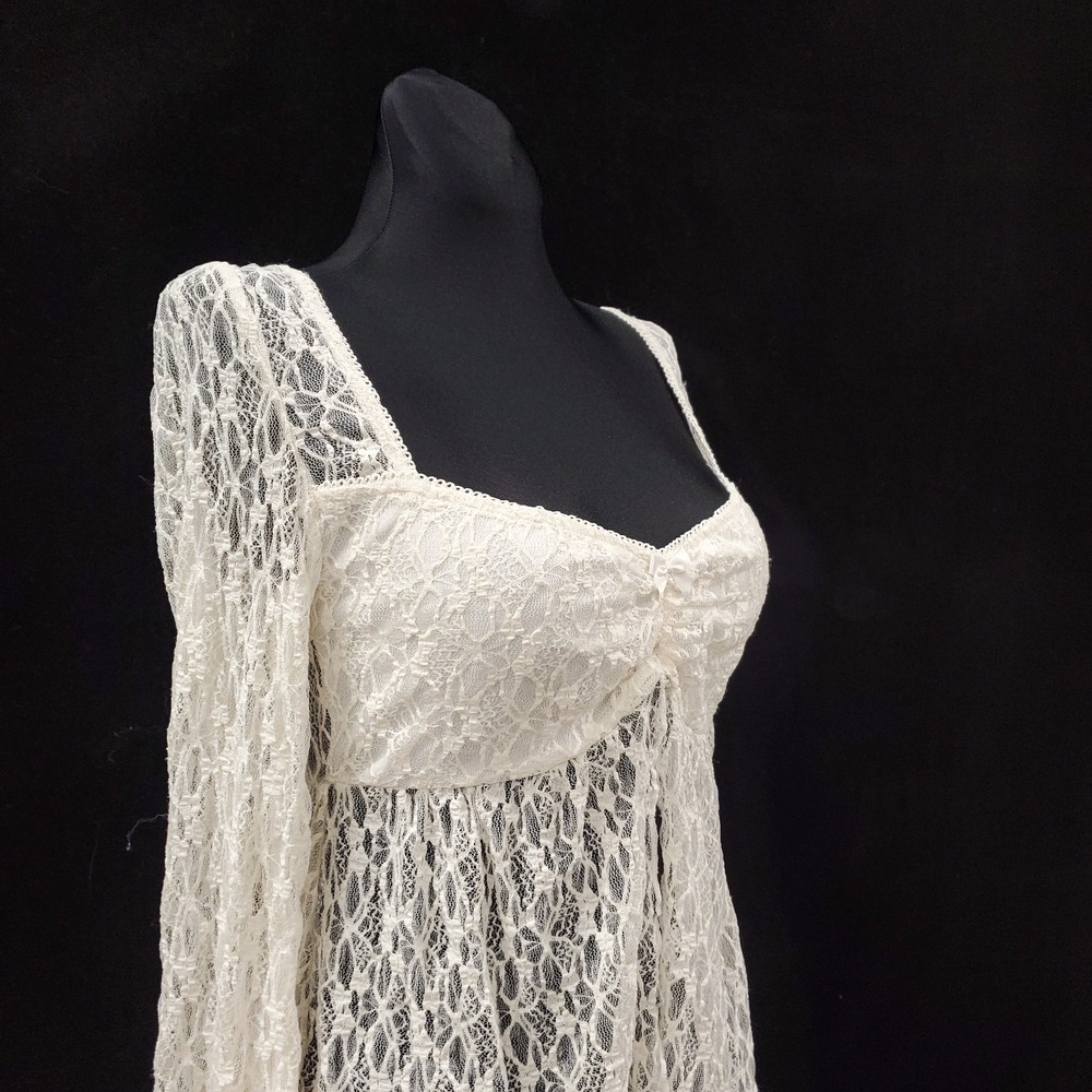 Kimchi Blue Womens Square Neck Long Sleeve Lace Top Size S Y2K Split Front Sheer - Picture 2 of 11